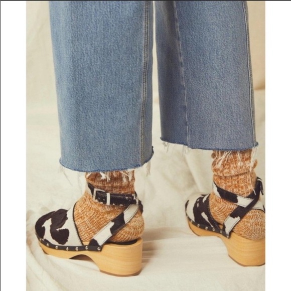 Unalira for Free People Cow print Ankle Wrap Clogs - Picture 3 of 11
